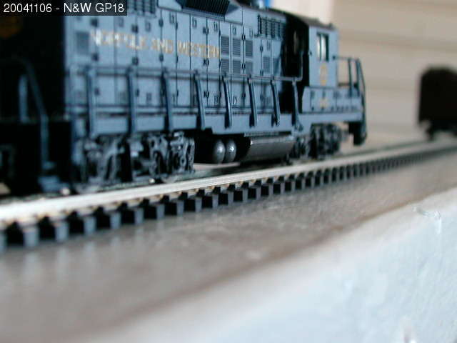 N&W GP18